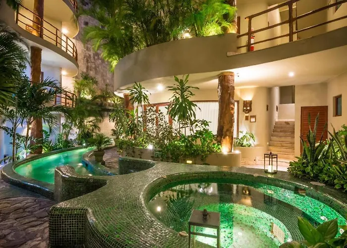 Hotel Maya 4*